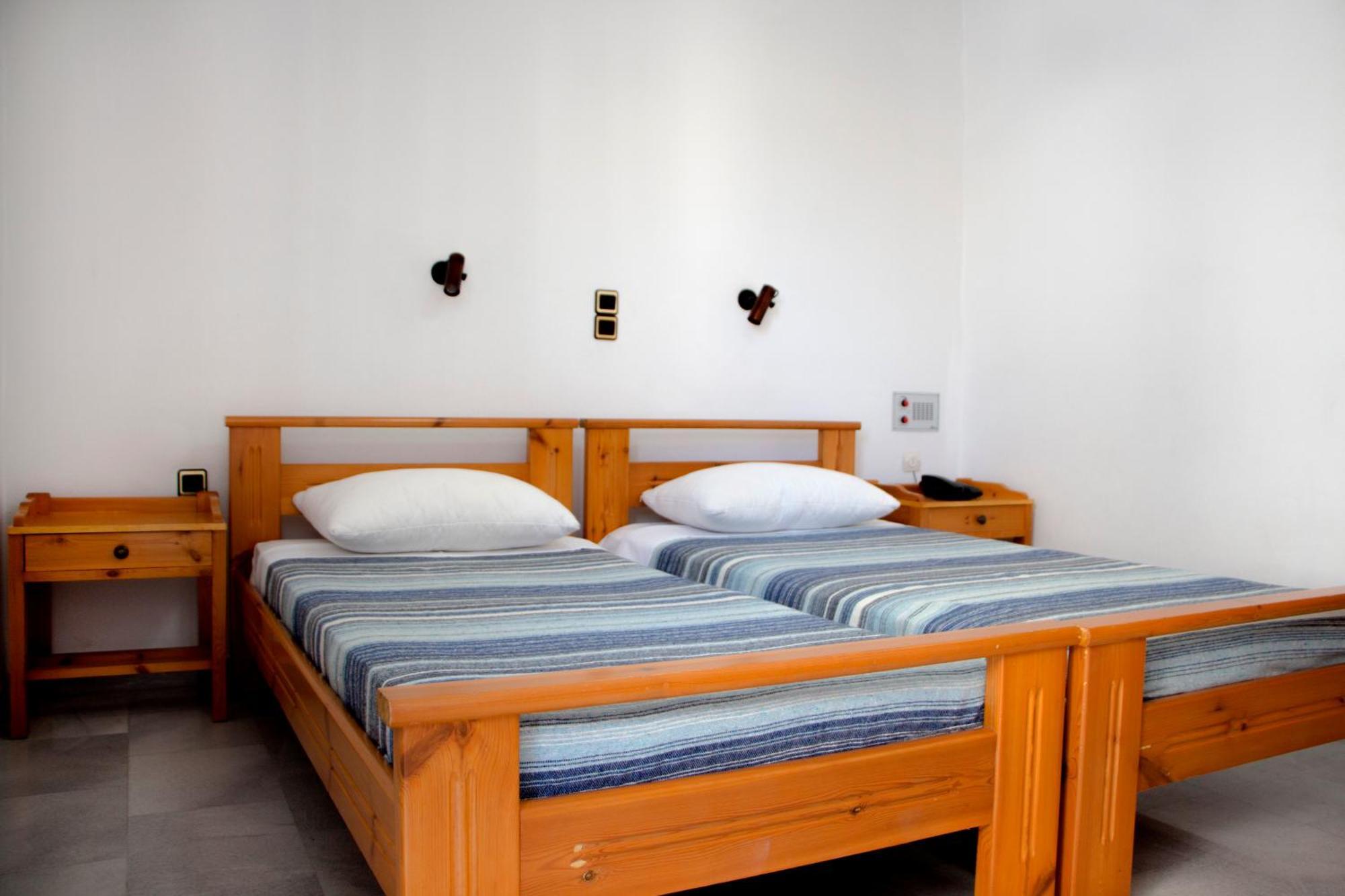 Popi Hotel Apartments Agia Marina  ภายนอก รูปภาพ