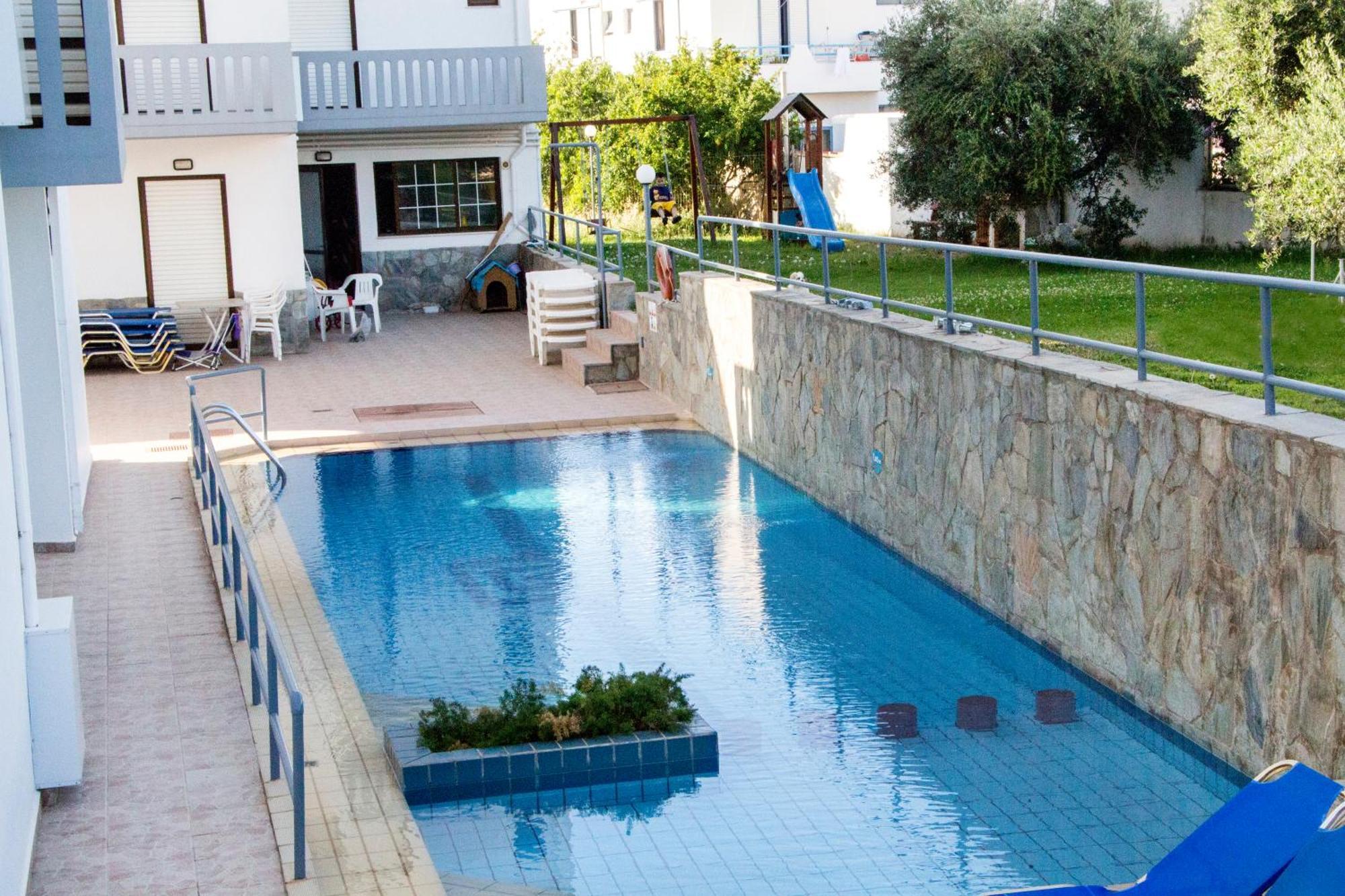 Popi Hotel Apartments Agia Marina  ภายนอก รูปภาพ