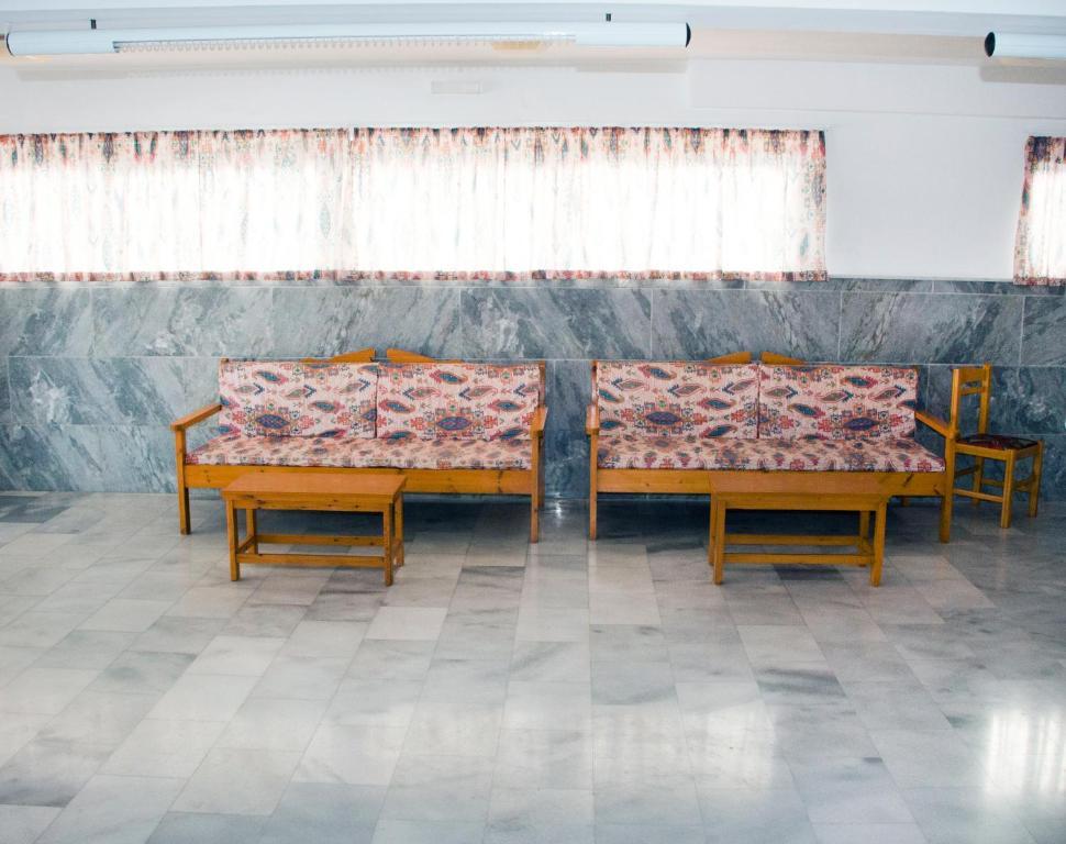 Popi Hotel Apartments Agia Marina  ภายนอก รูปภาพ