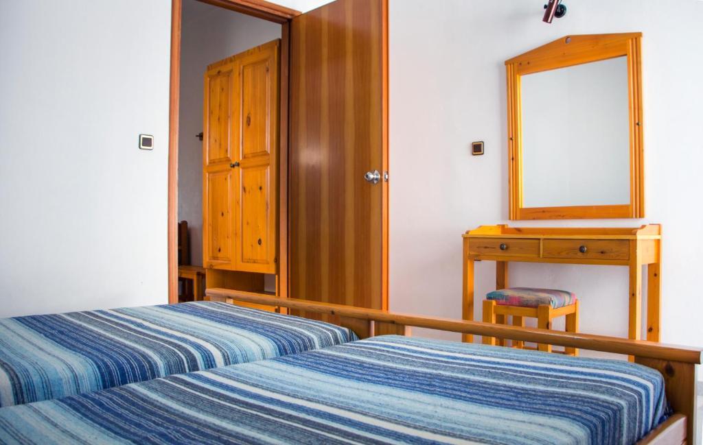 Popi Hotel Apartments Agia Marina  ภายนอก รูปภาพ